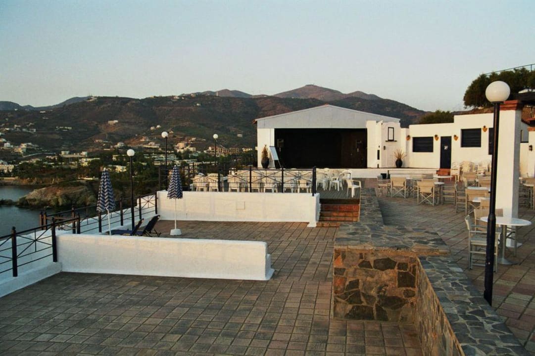 Showbühne Peninsula Resort & Spa