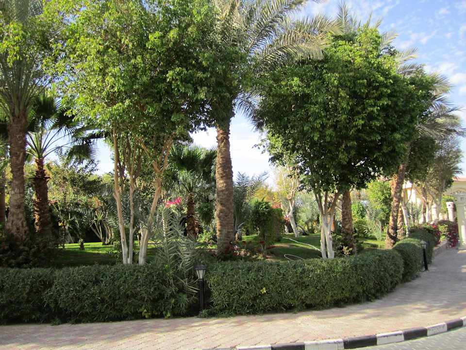 Garten Sultan Gardens Resort