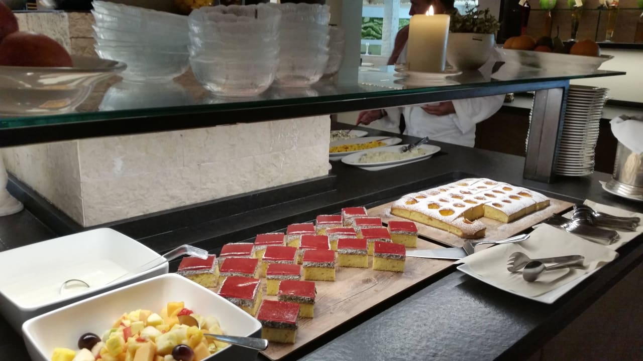 Jause am Nachmittag Vitalhotel Edelweiss