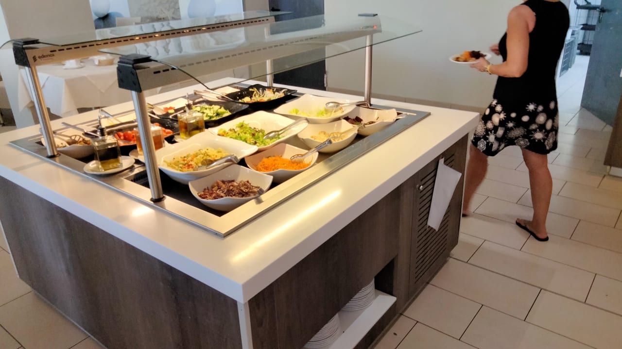 Gastro Olympian Bay Grand Resort