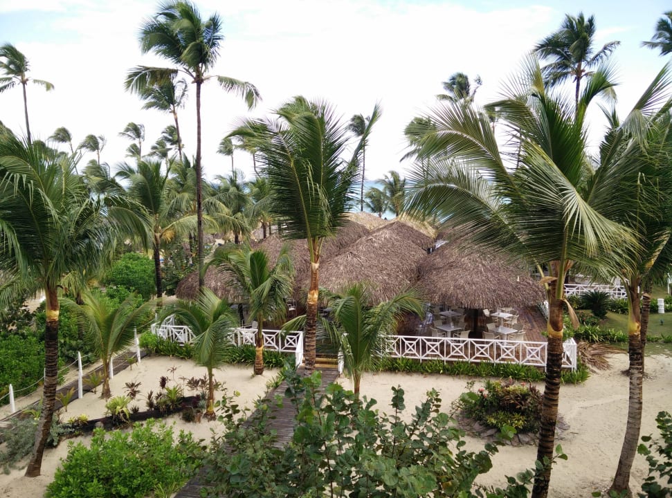 Das Grillrestaurant am Strand Bahia Principe Luxury Ambar