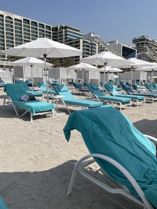 Strand Hilton Dubai Palm Jumeirah