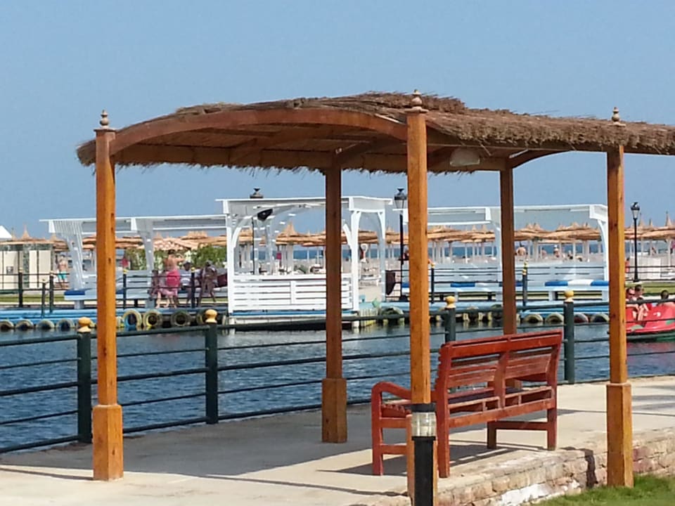 Tolle Wege durch die Anlage Pickalbatros Dana Beach Resort - Hurghada