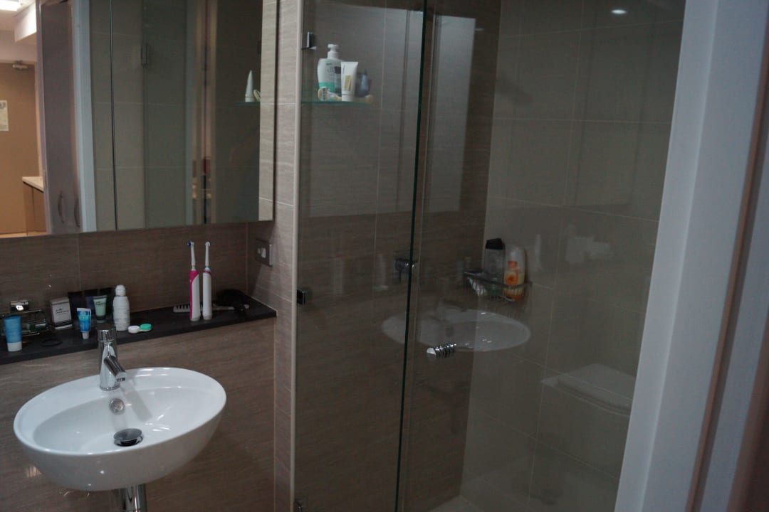 Dusche Meriton Serviced Apartments Campbell Street