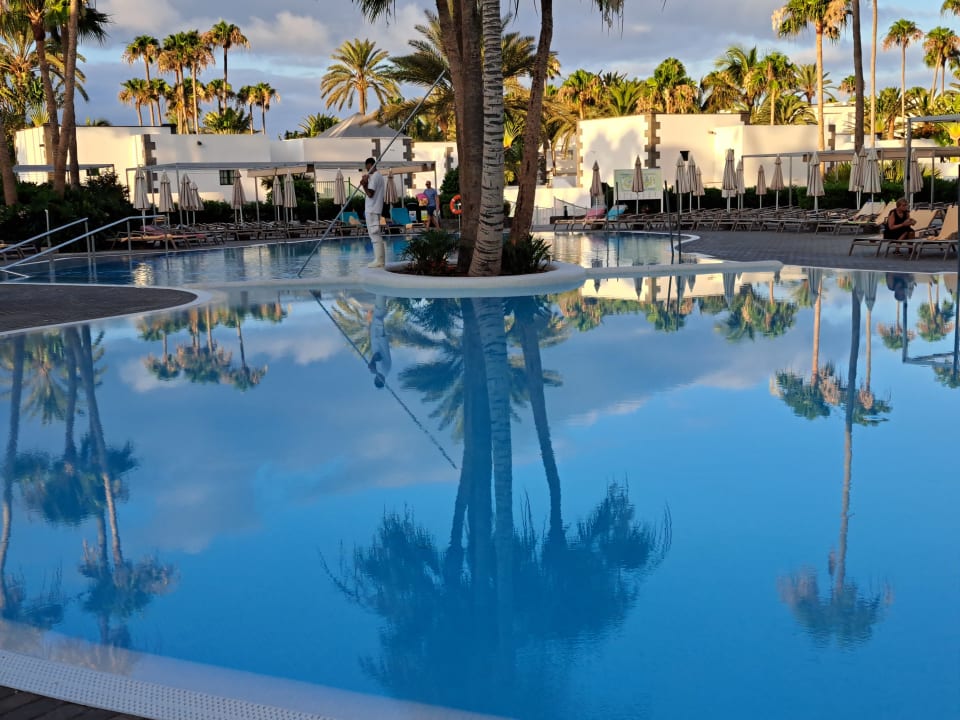 Pool Hotel Riu Paraiso Lanzarote