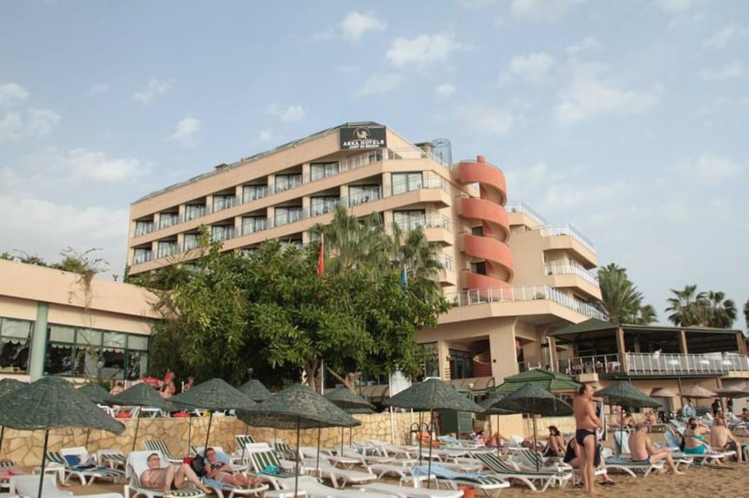 Main building with restaurant and pool and beach Aska Hotel Just in Beach