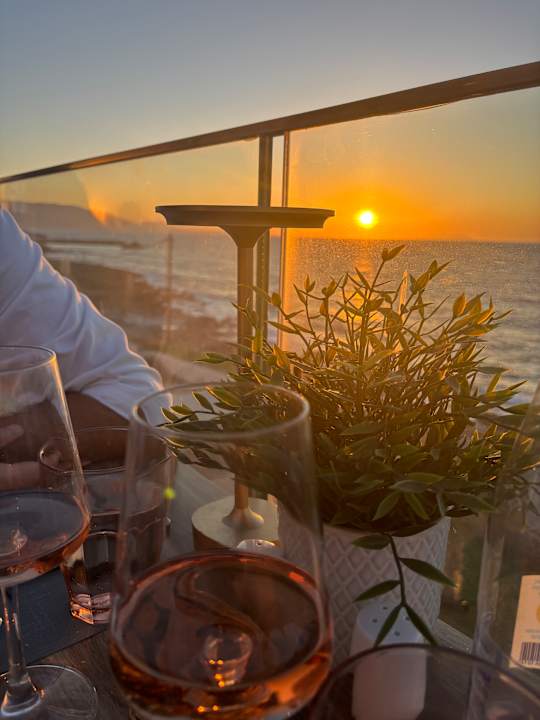 Gastro Enorme Santanna Island