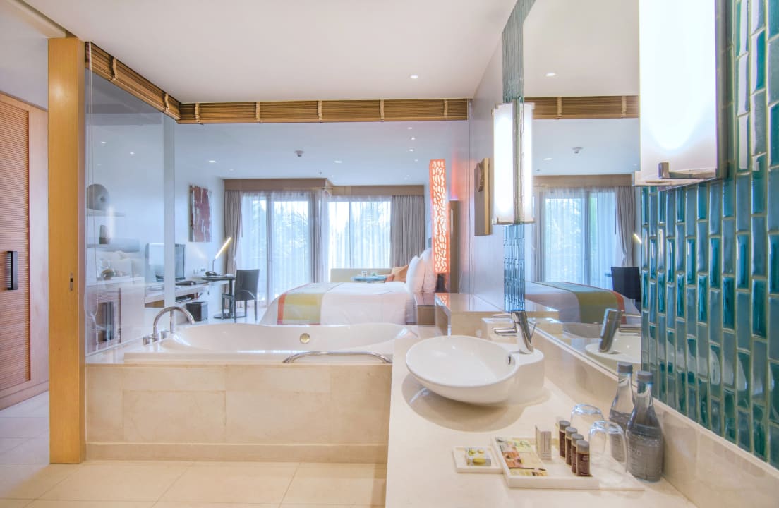 Zimmer Renaissance Phuket Resort & Spa