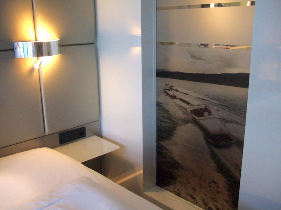 Anstelle Wandbild - Foto an der Duschwand Lindner Hotel Dusseldorf Seestern, part of JdV by Hyatt