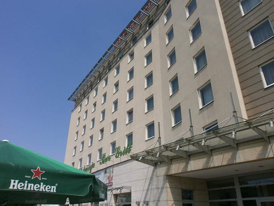 Vorfahrt 2 Airport Hotel Okecie