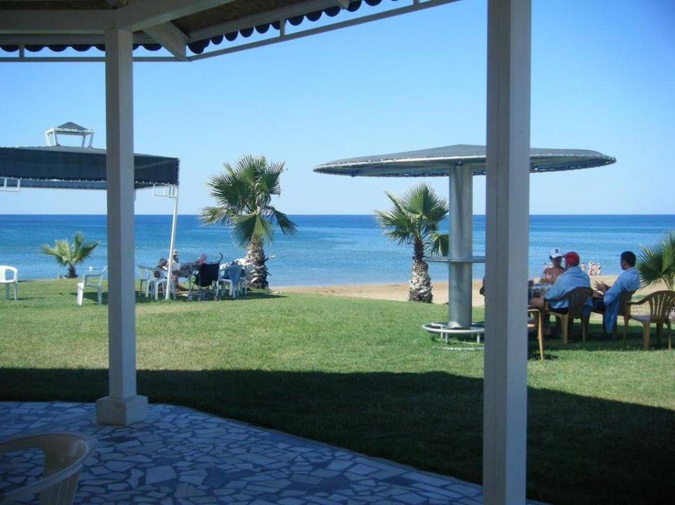 Bar am Strand Hotel Süral