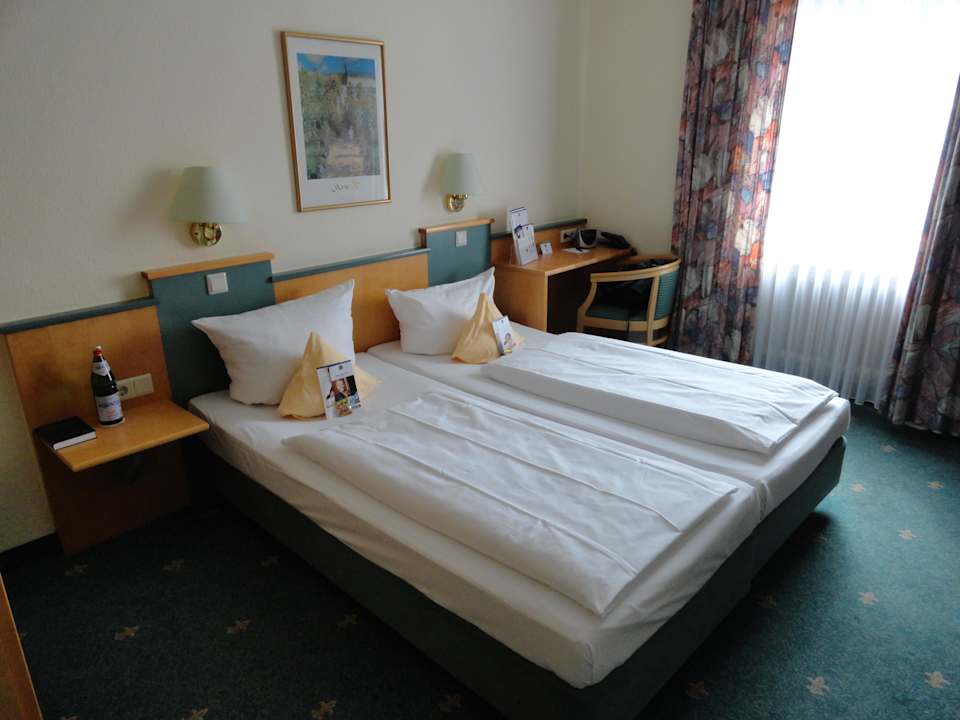 Zimmeransichten Best Western Ambassador Hotel