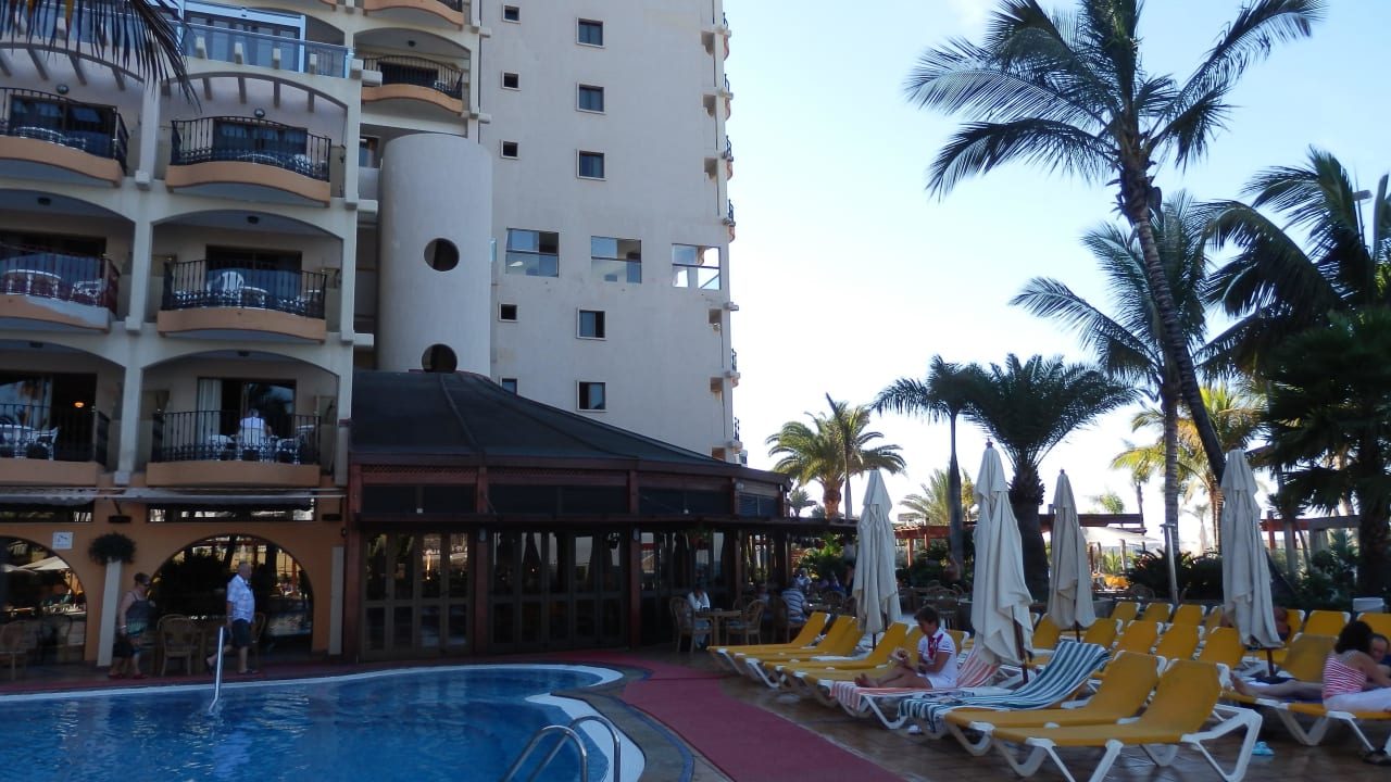 Poolbereich Bull Dorado Beach & Spa