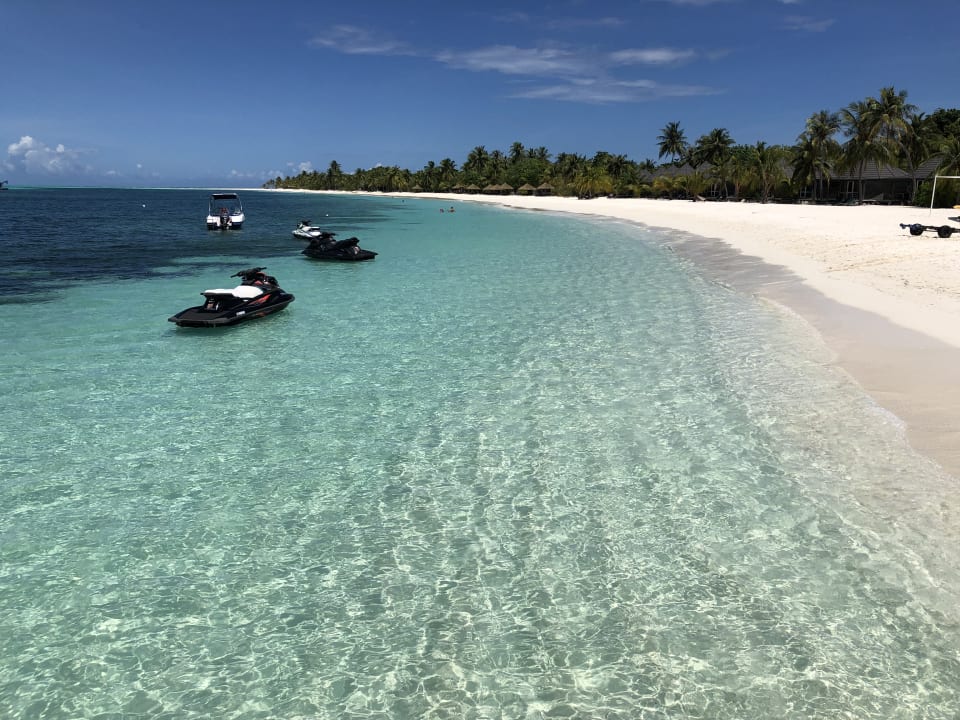 Strand Kuredu Island Resort & Spa