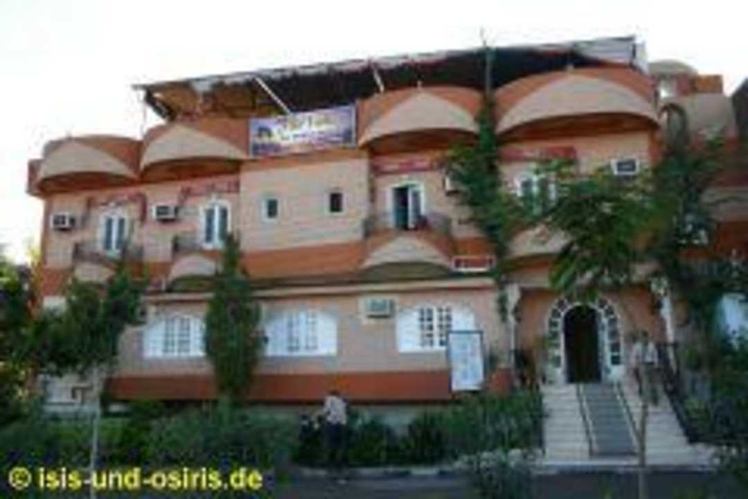 Hoteleingang Hotel Nile Valley