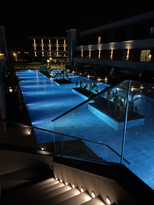 Pool Jacaranda Luxury Resort