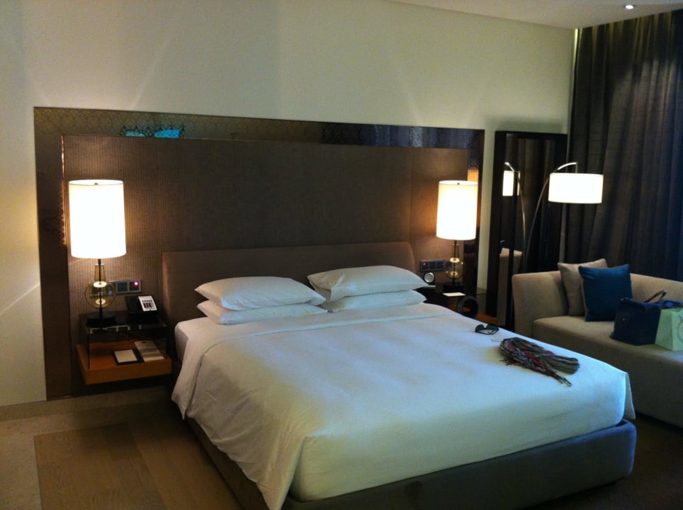 Kingbett Park Hyatt Abu Dhabi Hotel and Villas