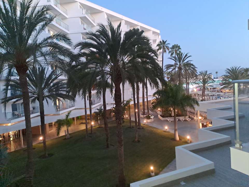 Außenansicht Hotel Riu Papayas
