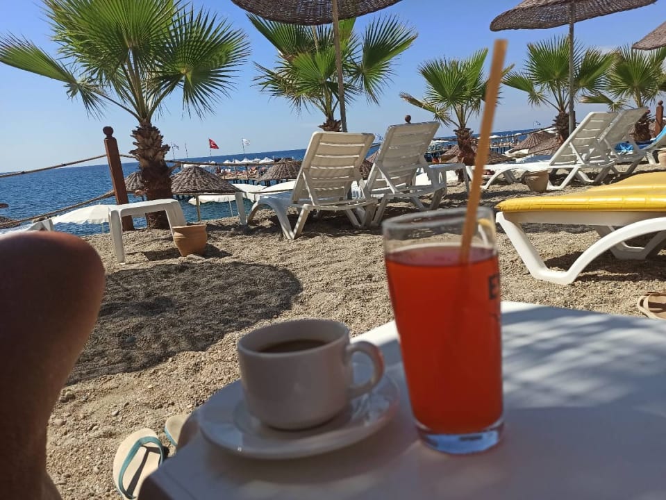 Strand Club Dizalya