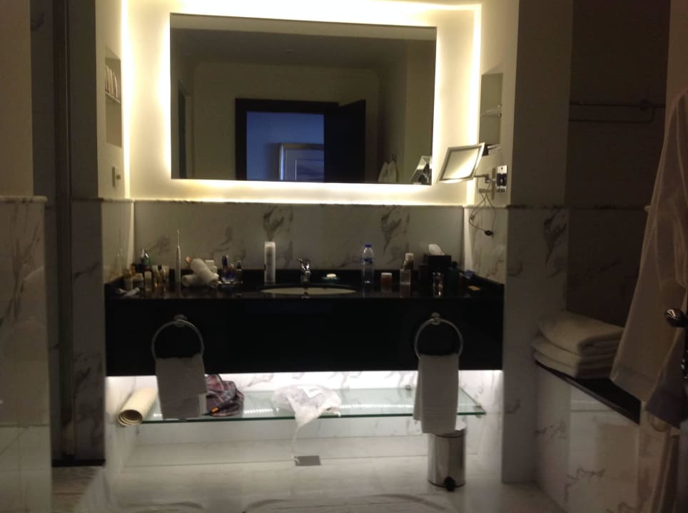 ...Badezimmer Hotel Le Meridien Al Aqah Beach Resort