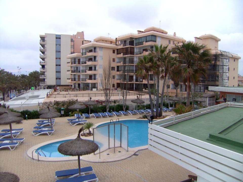 Blick auf den Pool HSM Golden Playa