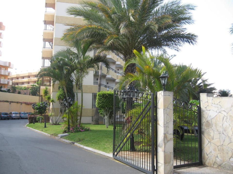 Wjazd do hotelu Ole Tropical Tenerife