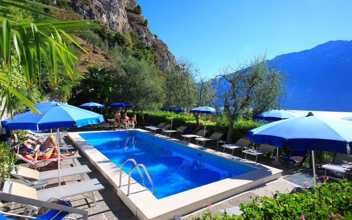 Piscina Relax Hotel Villa La Gardenia & Oleandra