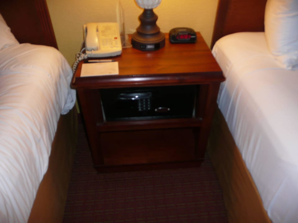 Nachtisch Rosen Inn International