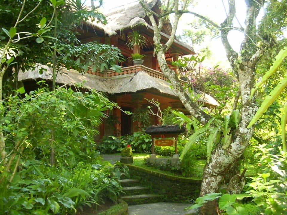 typisches Hotelzimmer - Tjampuhan Hotel Tjampuhan