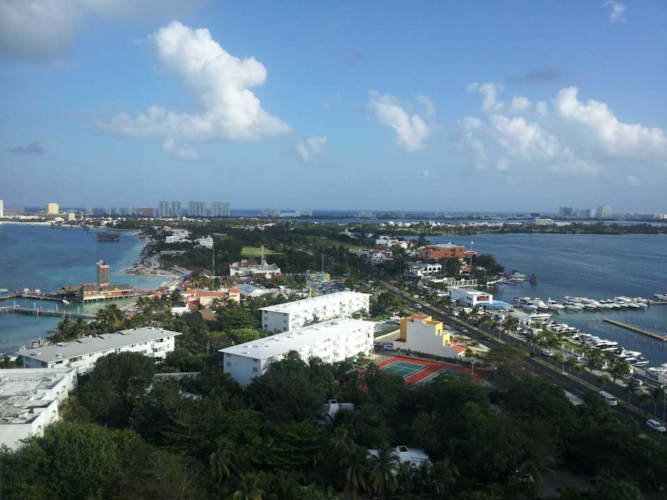 Richtung Cancun Hotel Riu Palace Peninsula