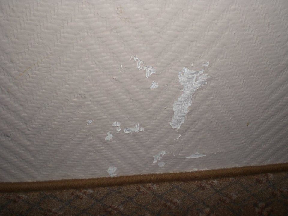 Wand im Zimmer 127 Hotel & Aparthotel Casteau Resort Mons