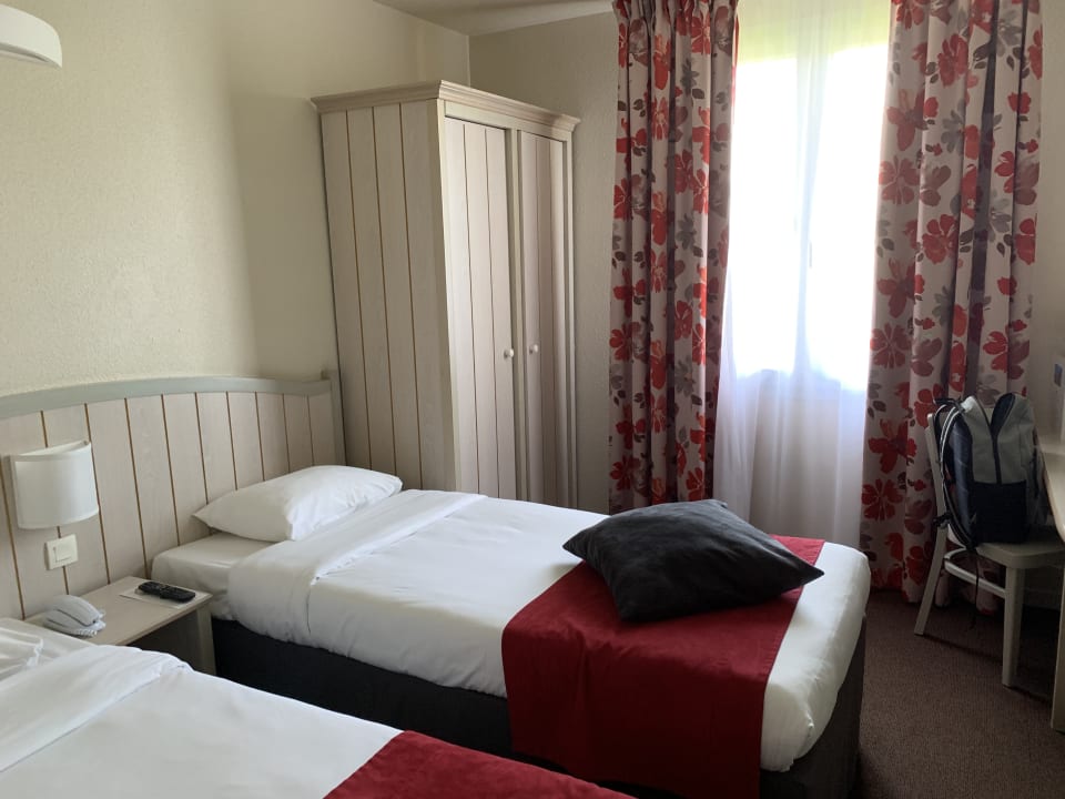 Zimmer Campanile Val de France