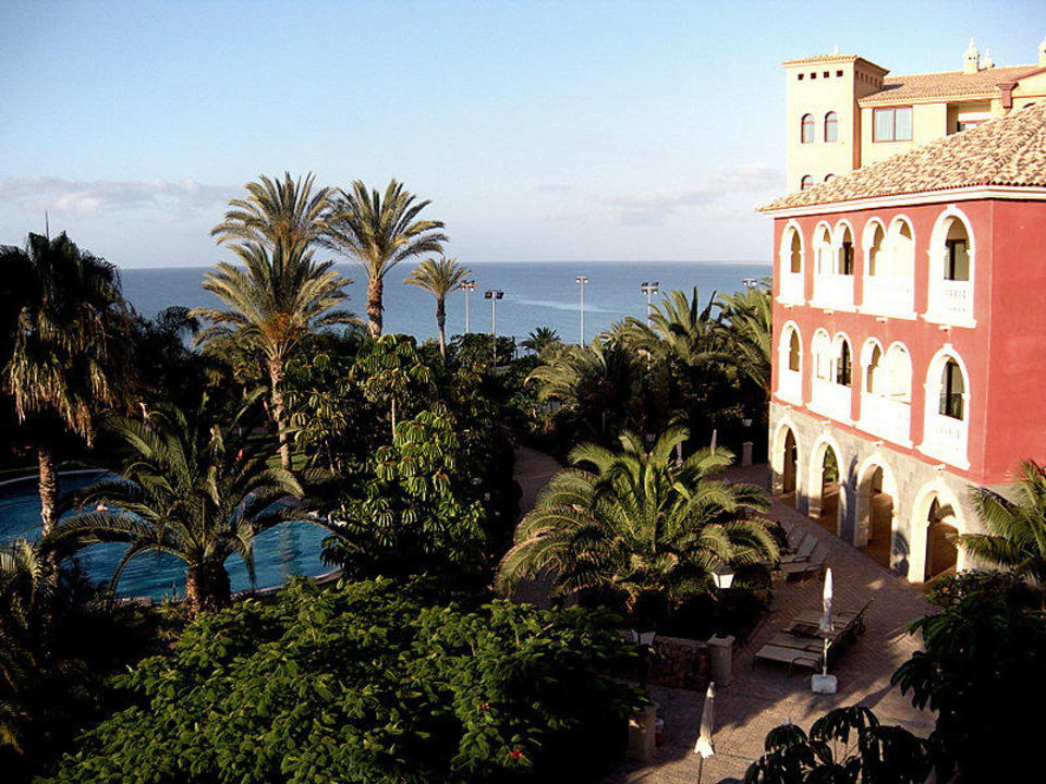 Nebenan R2 Rio Calma Hotel & Spa & Conference