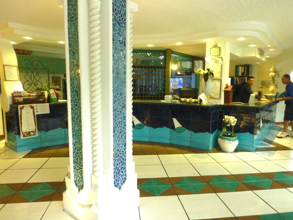 Rezeption Hotel Tritone Terme & Spa