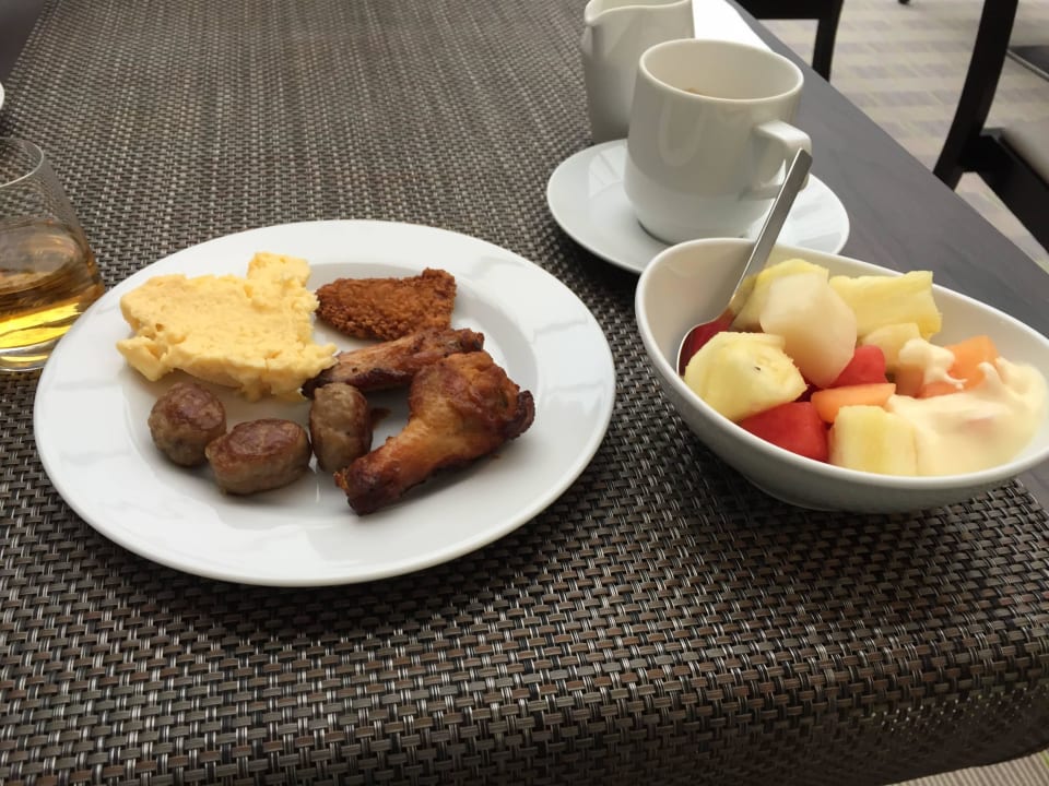 Frühstück ACHAT Hotel Bremen City