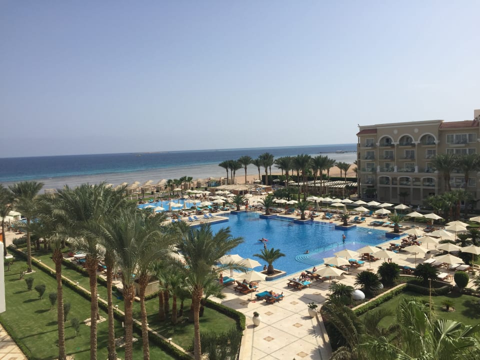 Pool Premier Le Reve Hotel & Spa