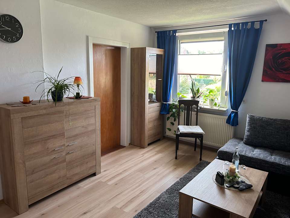 Zimmer Ferienwohnung Winzenburg in der Nähe vom Steinhuder Meer und Dinopark Münchehagen