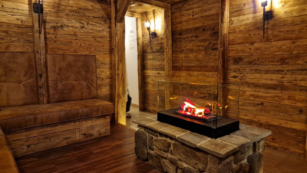 Sport & Freizeit Alm- & Wellnesshotel Alpenhof