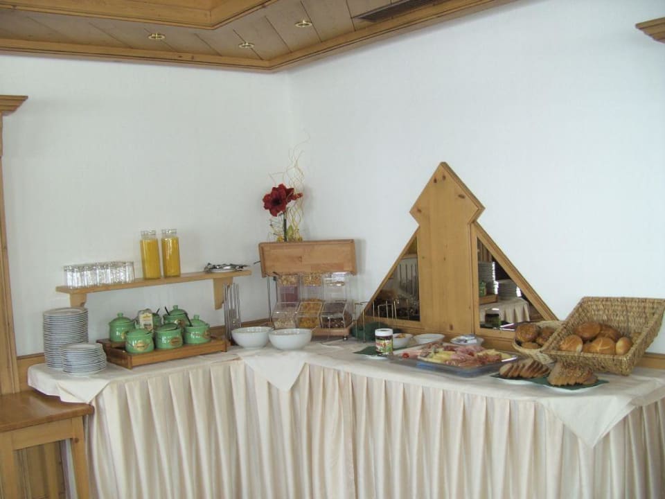Früstücksbuffet Hotel Sabine in Galtür Hotel Sabine
