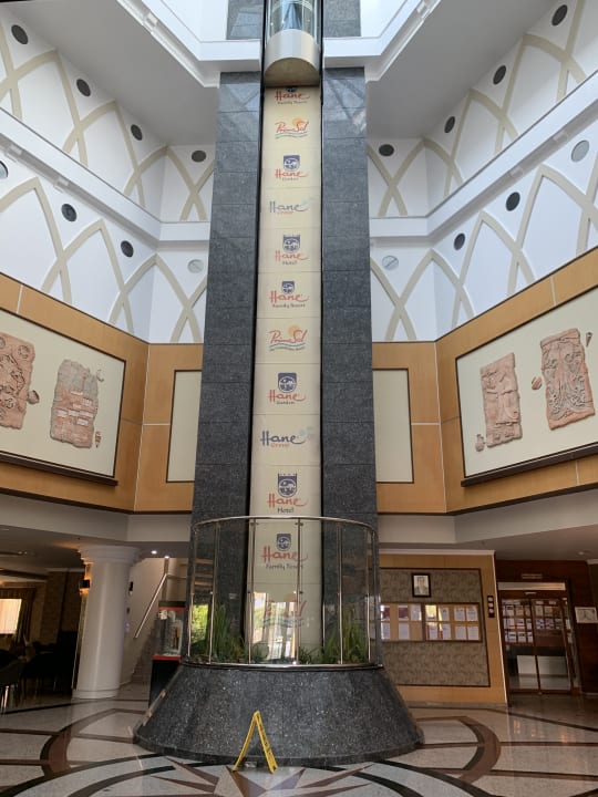 Lobby Hane Family Resort