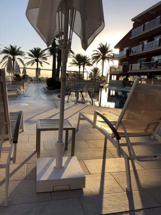 Außenansicht Universal Hotel Neptuno - Adults Only