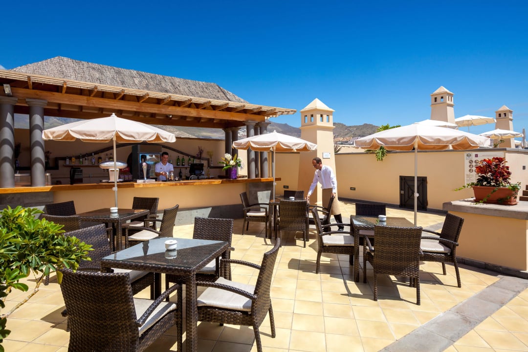 Bar Ático auf der Dachterrasse GF Gran Costa Adeje