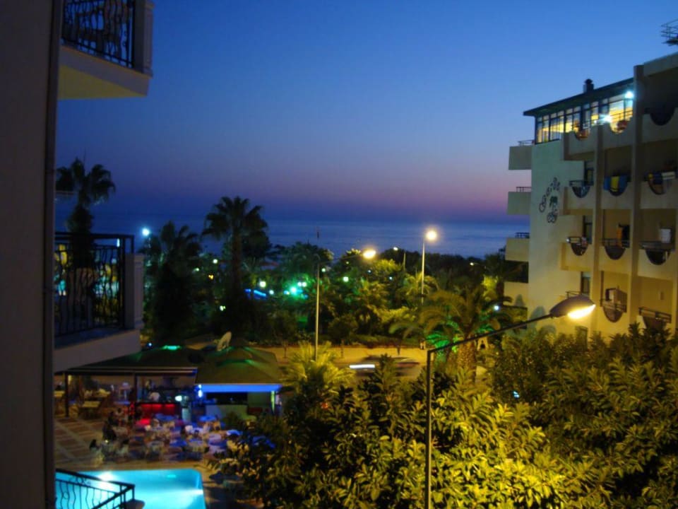 Koniec upalnego dnia Riviera Hotel & Spa