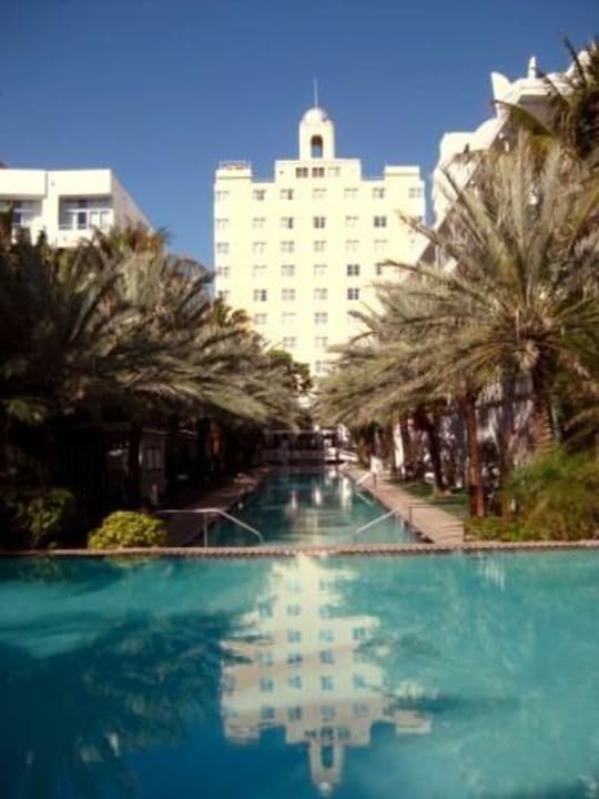 Poolanlage Hotel The National