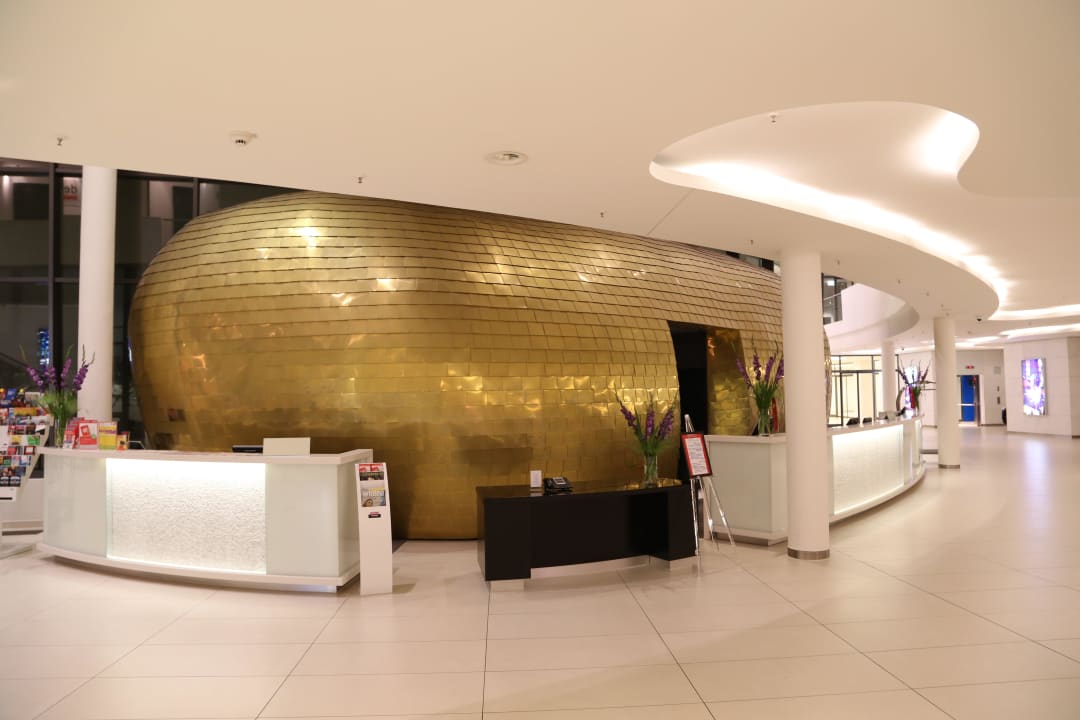 Rezeption Vienna House by Wyndham Andel's Berlin