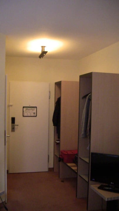 Eingang Zimmer TRYP by Wyndham Halle