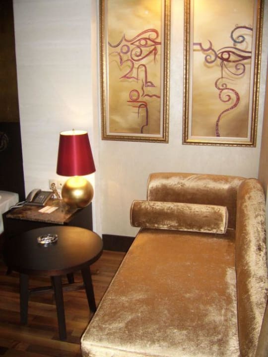 Relaxmöglichkeit im Zimmer Horus Paradise Luxury Resort & Club