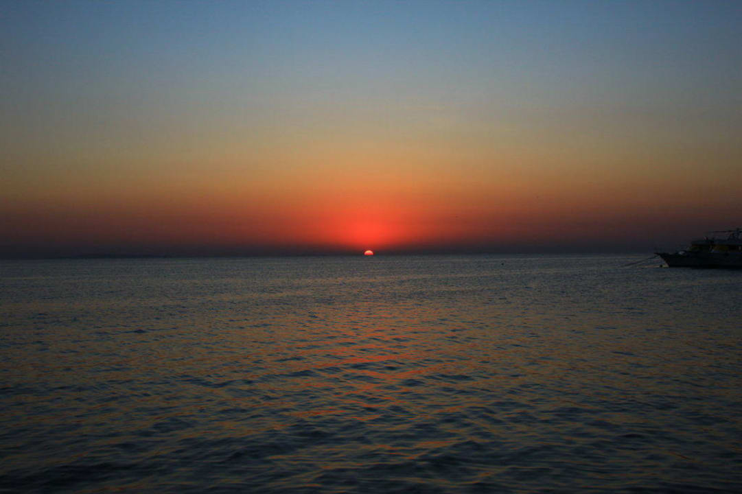 Sonnenaufgang Pickalbatros Dana Beach Resort - Hurghada