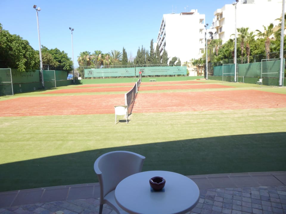 Tennisplätze zum Hotel gehörend MUR Hotel Faro Jandia & Spa Fuerteventura