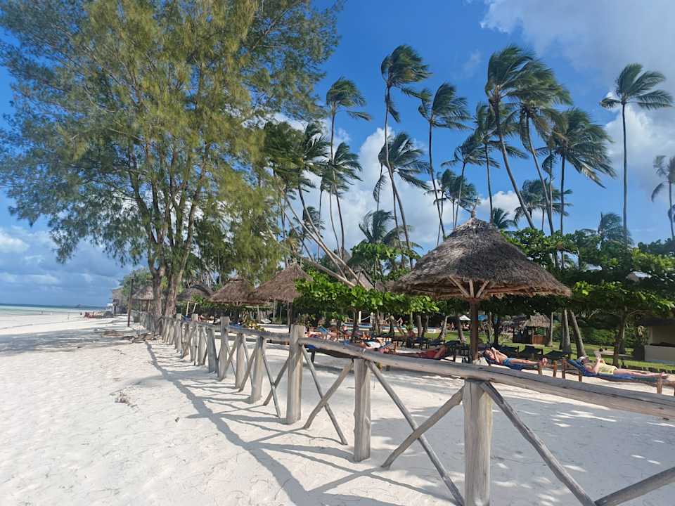 Strand Ocean Paradise Resort & Spa